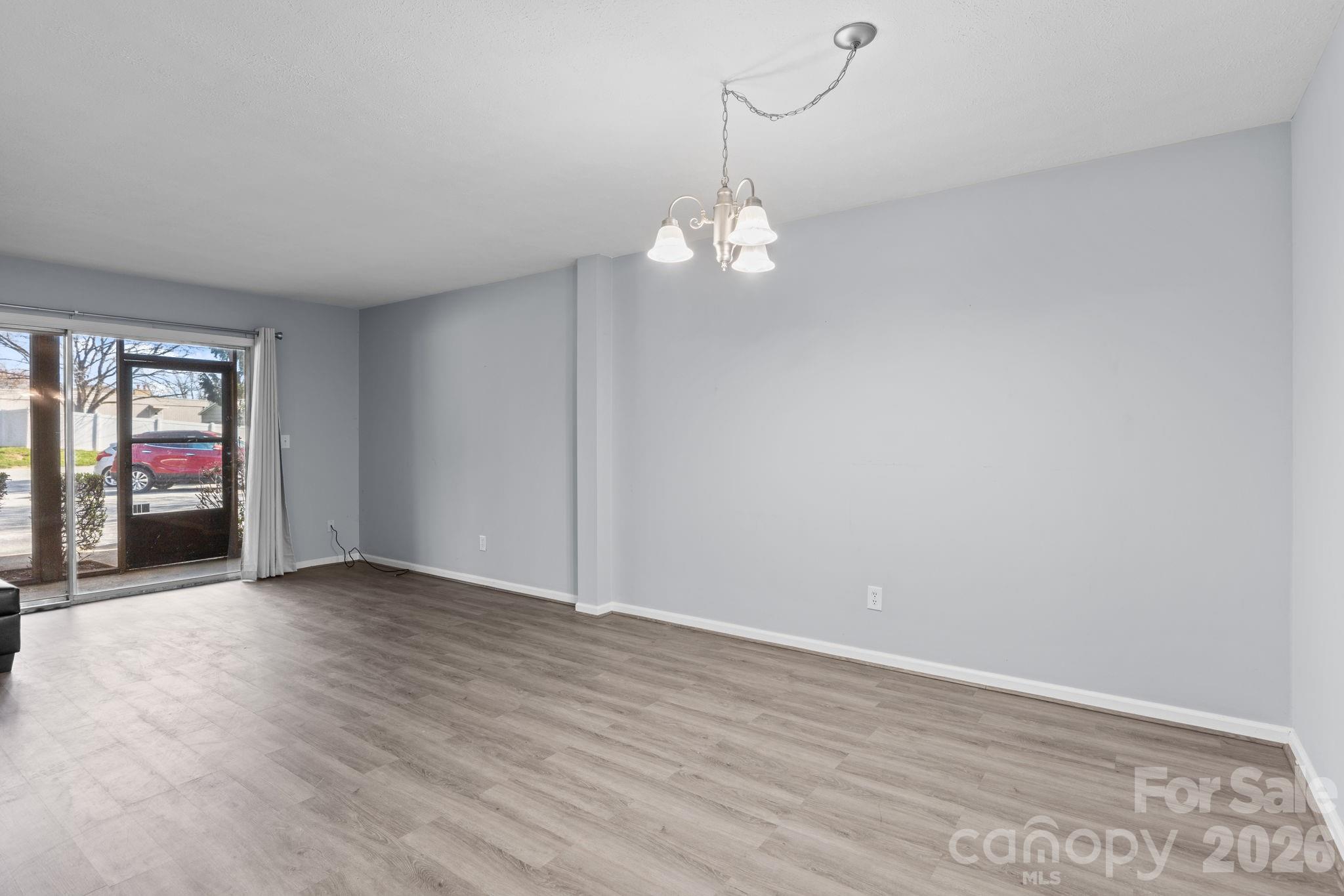 427 6th Avenue W A11