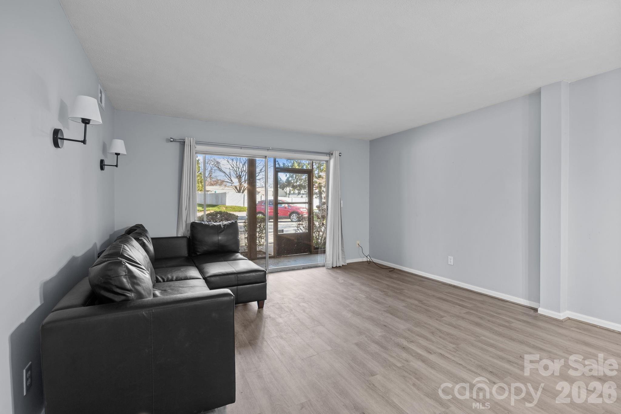 Holly Crest - Residential