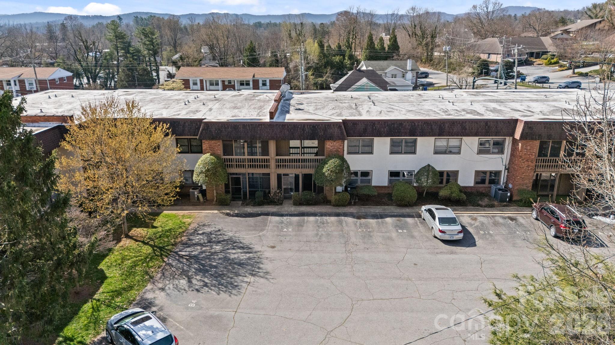 Holly Crest - Residential