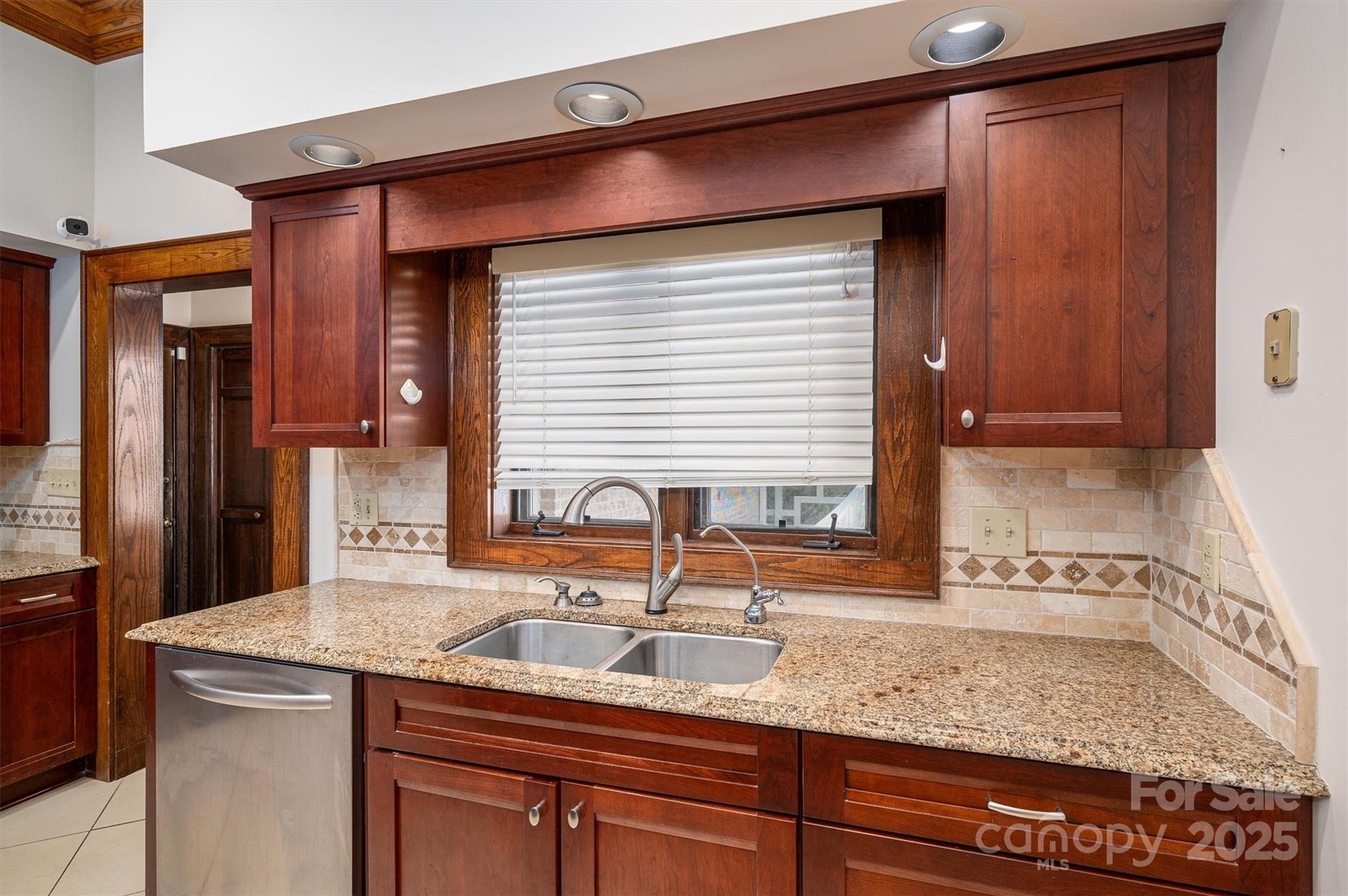 Country Club Gardens - Residential