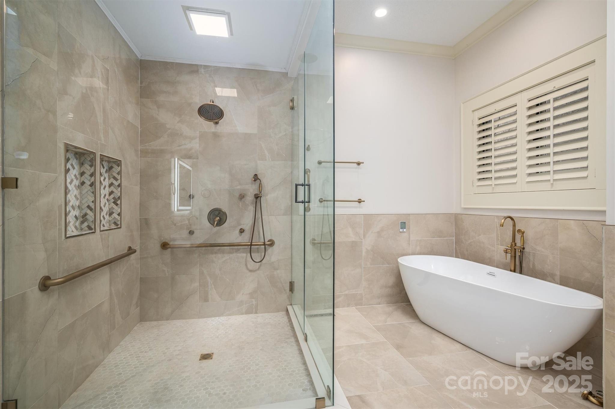 Country Club Gardens - Residential