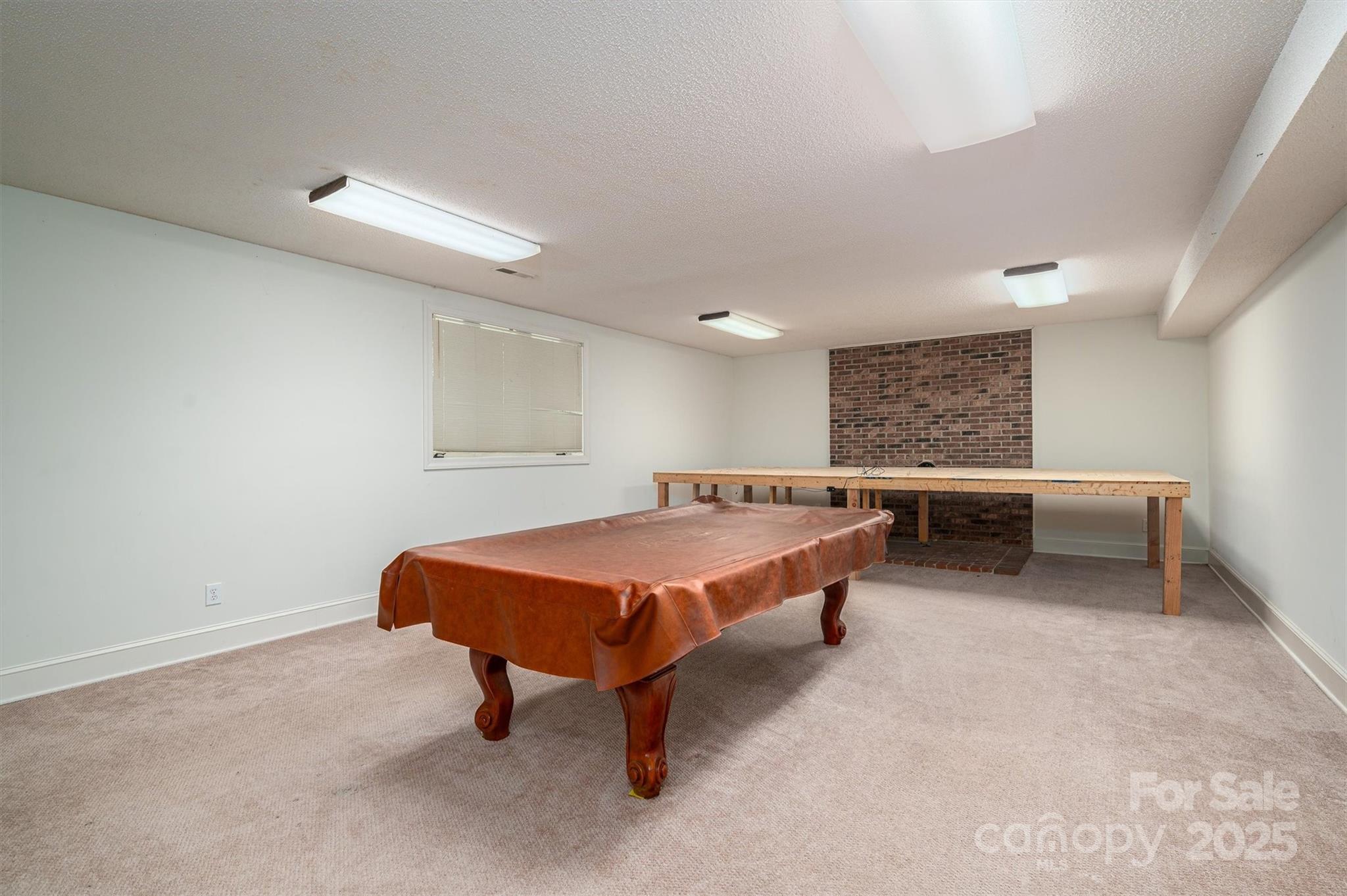 Country Club Gardens - Residential