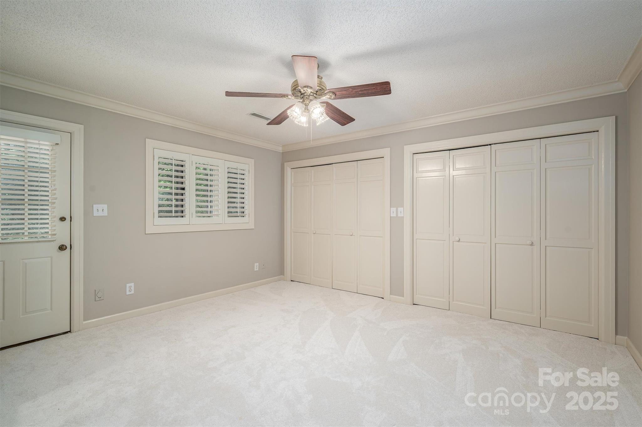 Country Club Gardens - Residential