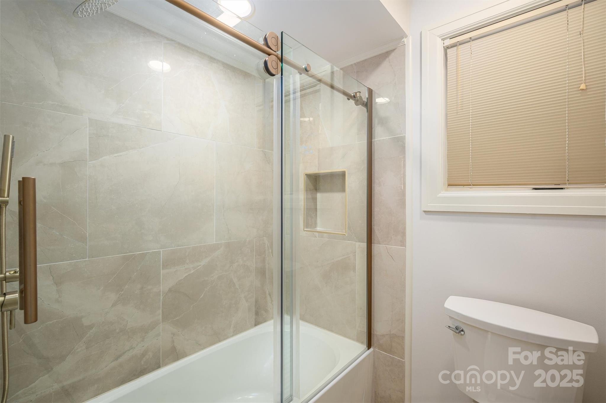 Country Club Gardens - Residential