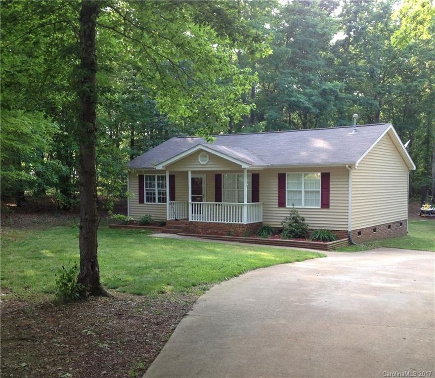 Seller has maintained the home during ownership. Above Ground Pool. Home freshly painted and cleaned. Great location, short drive to I77 or Hwy 521. Close to mall, shopping, dining, entertainment. Property is in USDA eligible area. Home sold as is