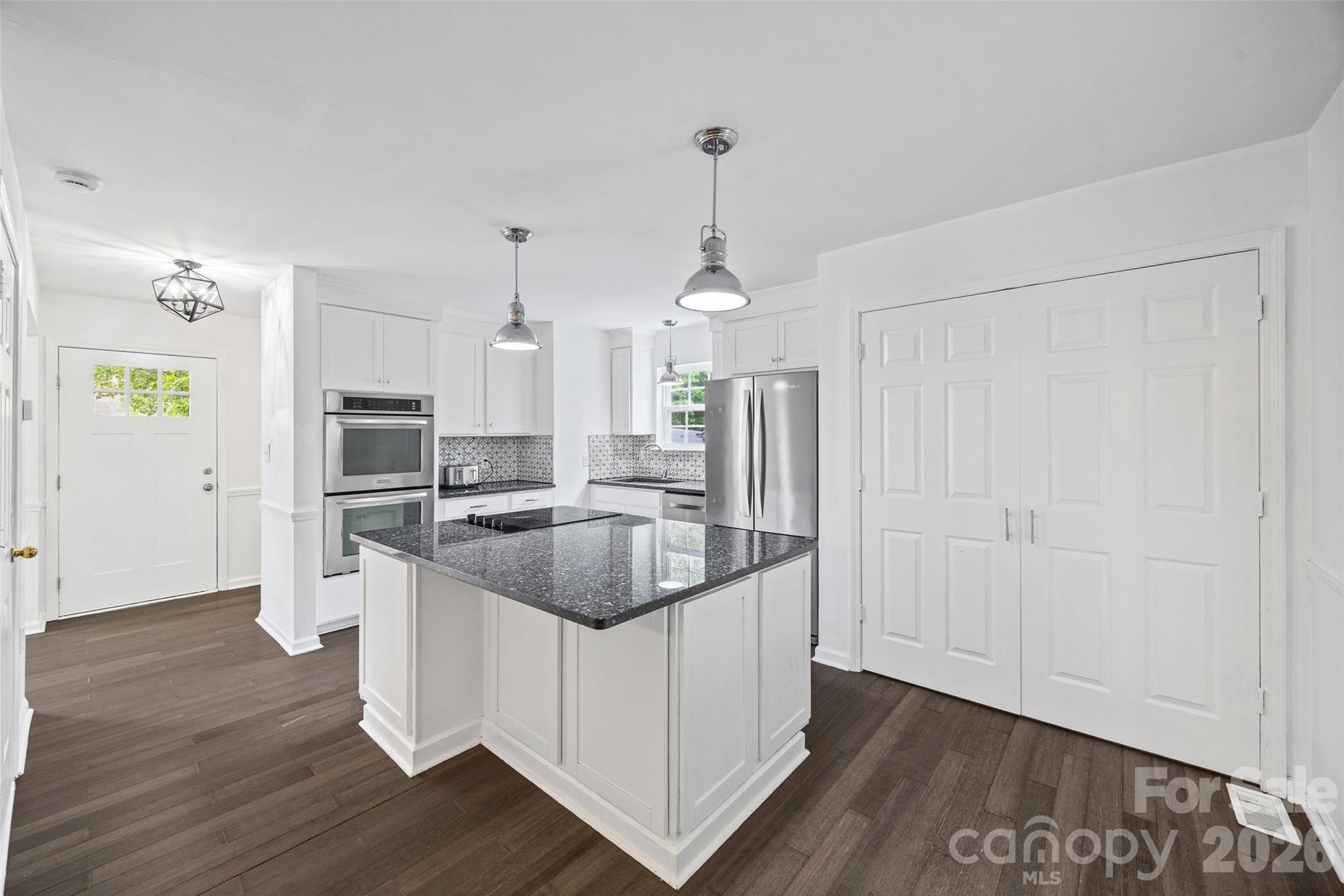 6226 Dumont Lane