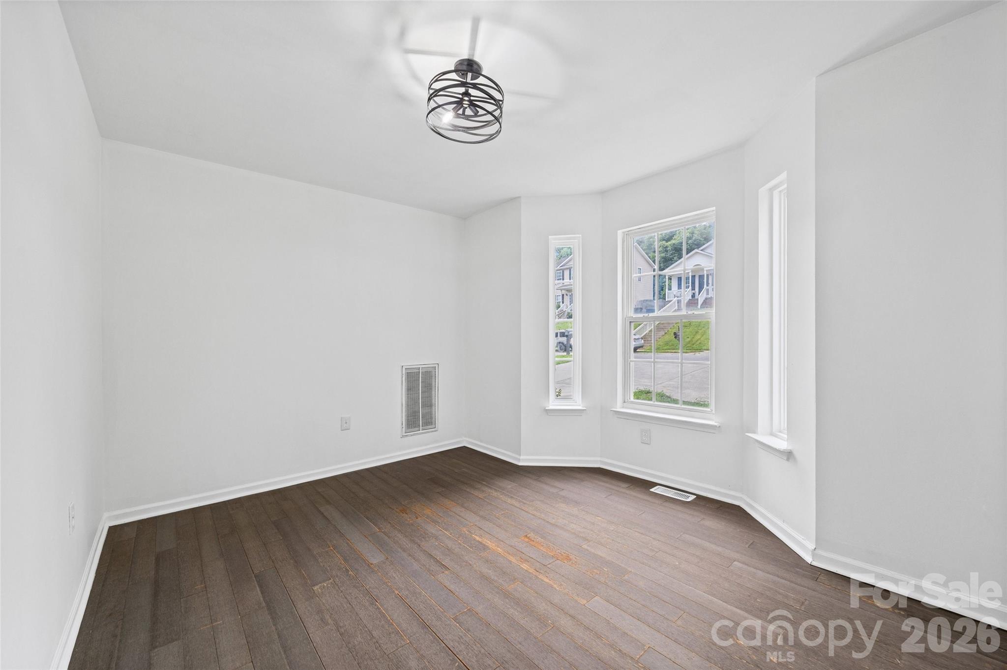 6226 Dumont Lane