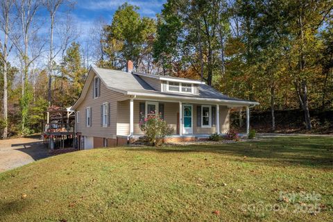 Photo of 110 Topaz Avenue, Morganton, NC 28655 (MLS # 4311548) Photo of 110 Topaz Avenue, Morganton, NC 28655 (MLS # 4311548)