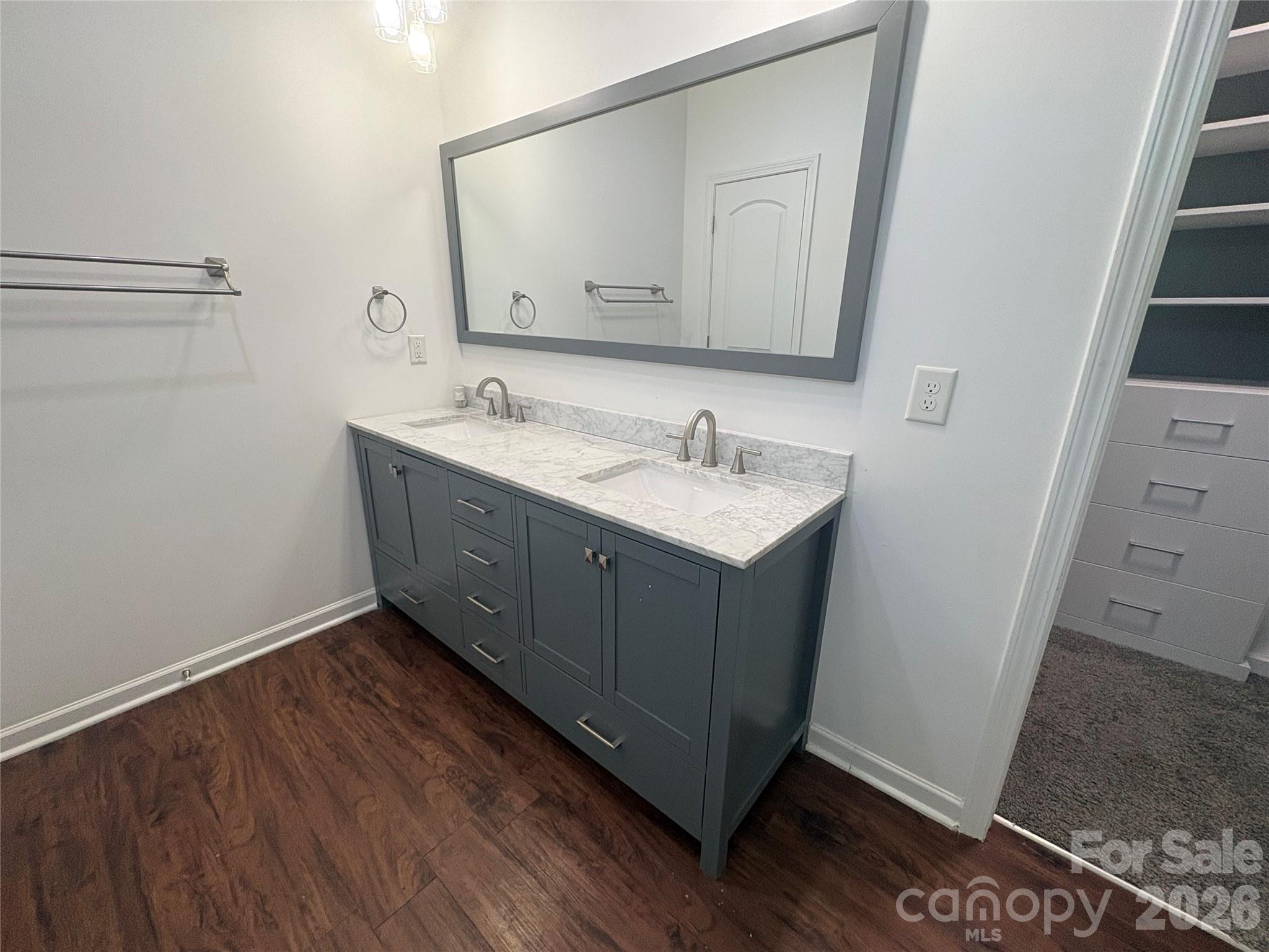 Summers Walk - Residential