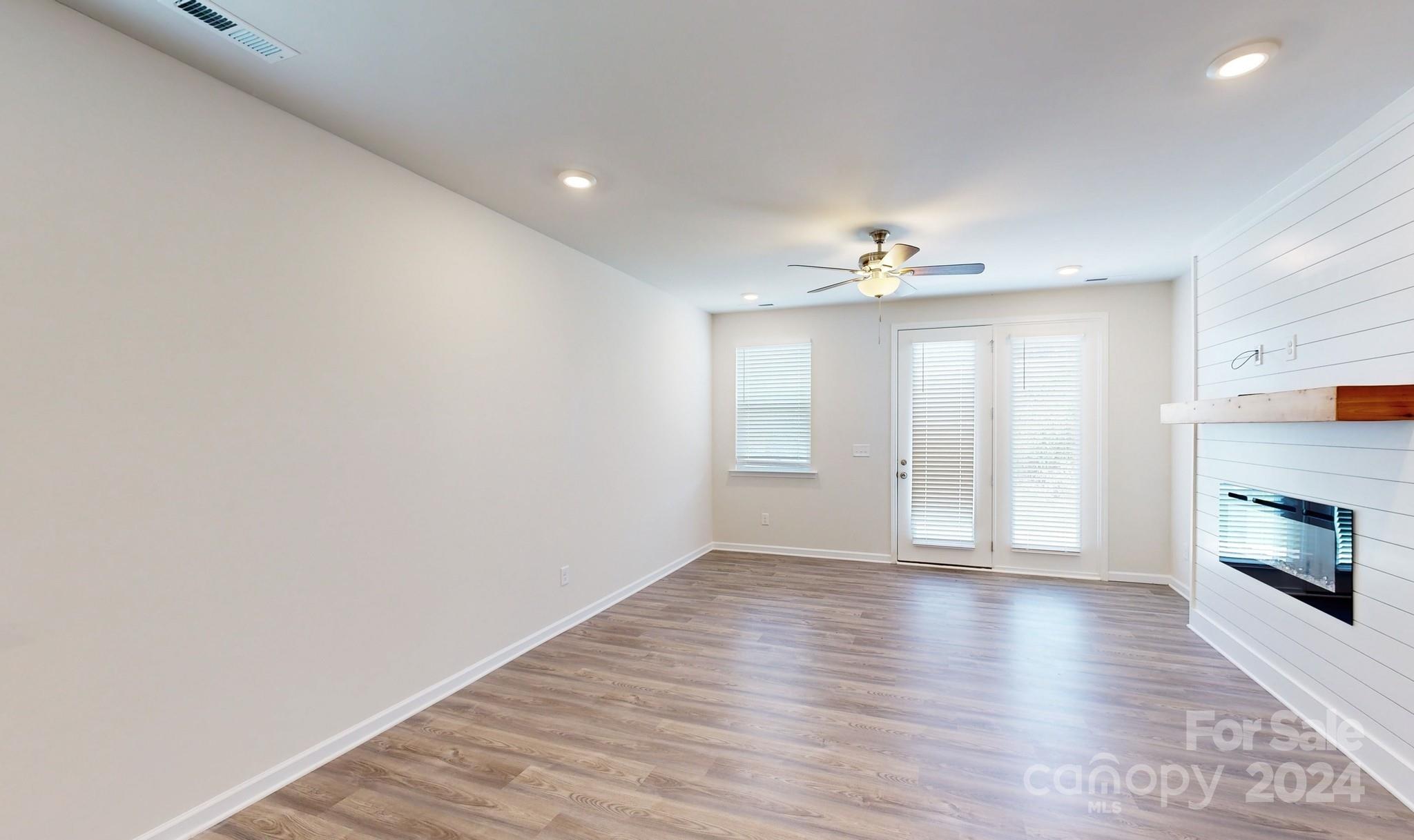 Weddington Pointe - Residential