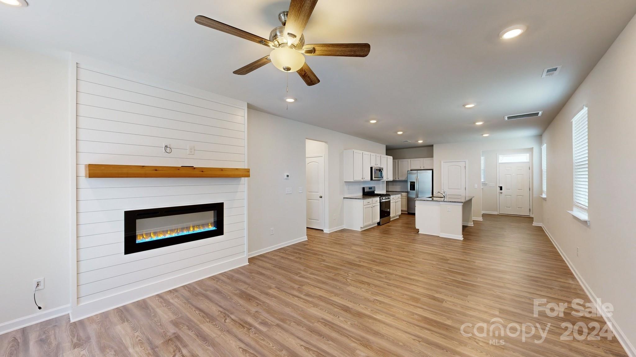 Weddington Pointe - Residential