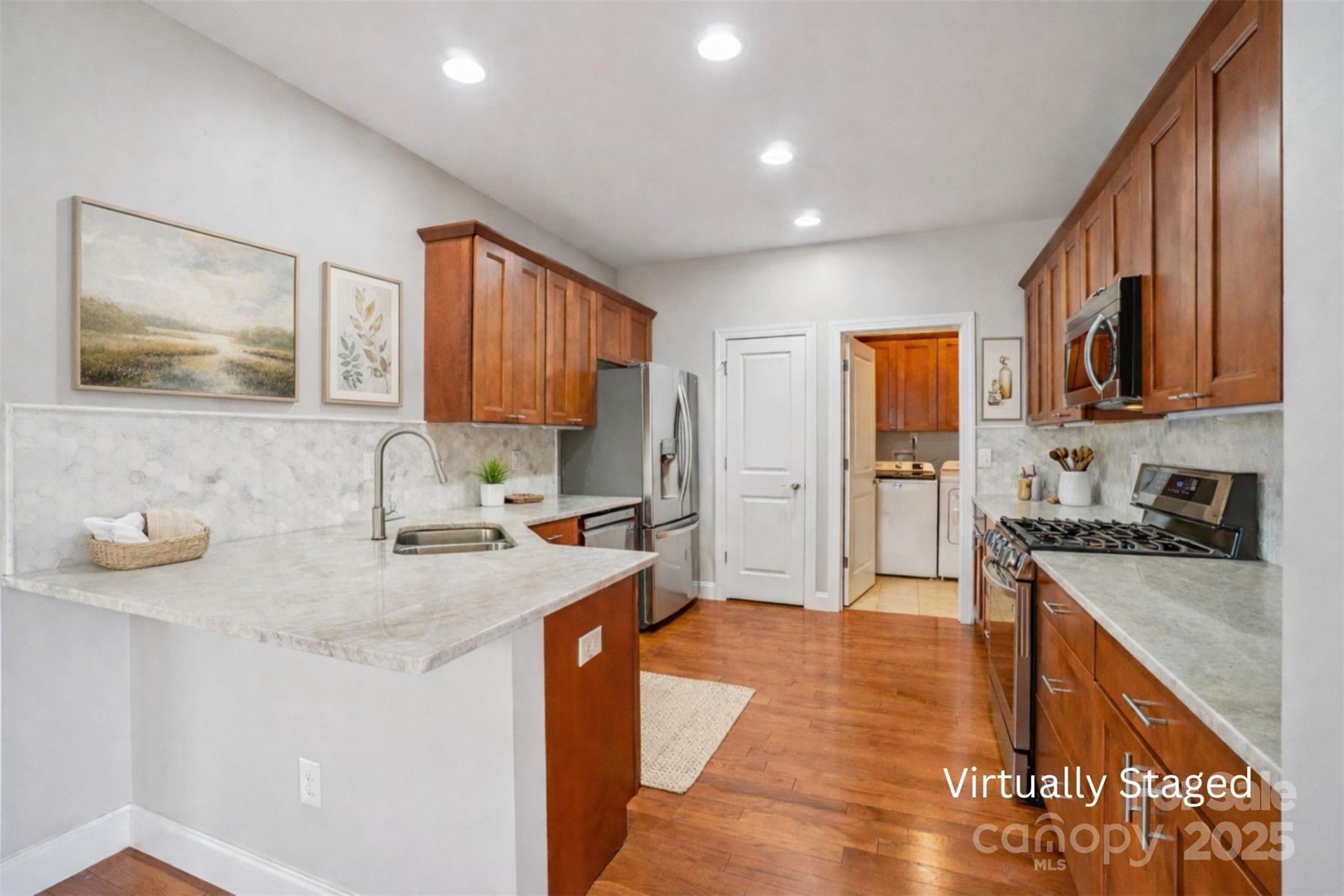 The Views at Rose Hill - Residential