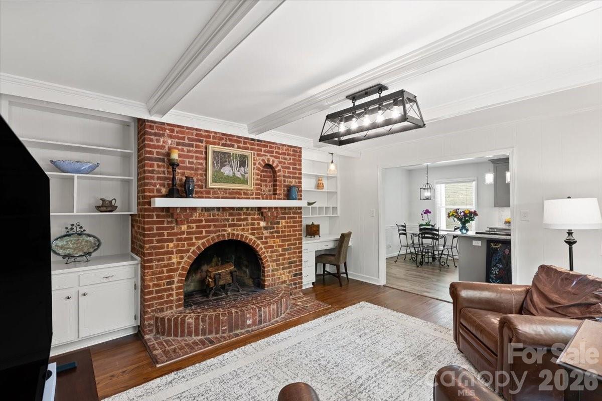 Beverly Woods - Residential