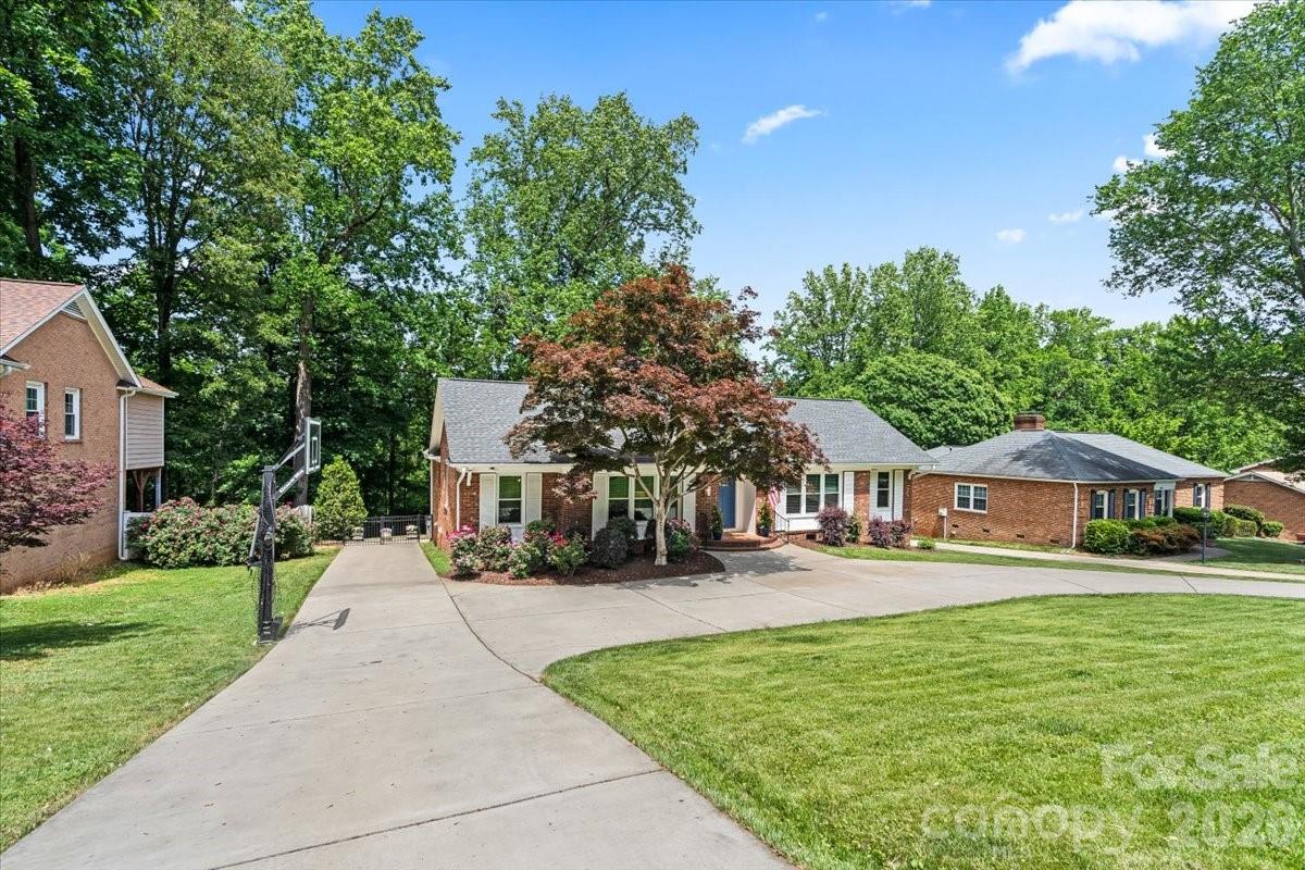 Beverly Woods - Residential