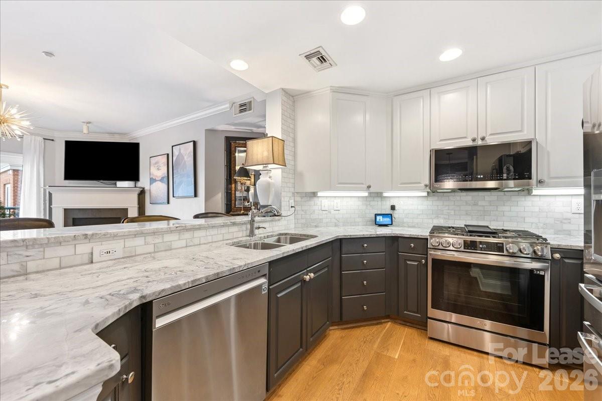 Jefferson Square - Residential Lease