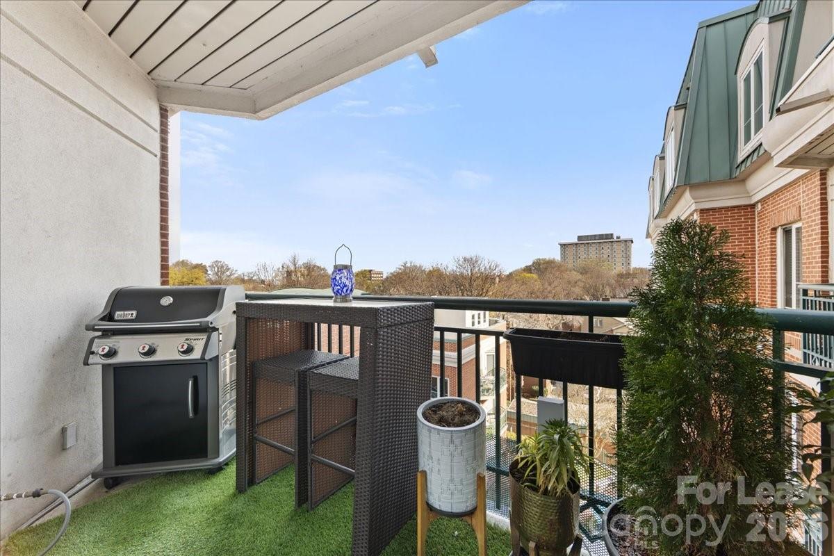 Jefferson Square - Residential Lease