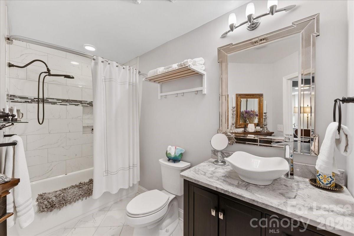 Jefferson Square - Residential Lease