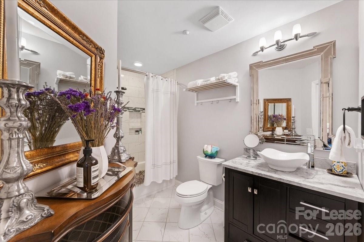 Jefferson Square - Residential Lease