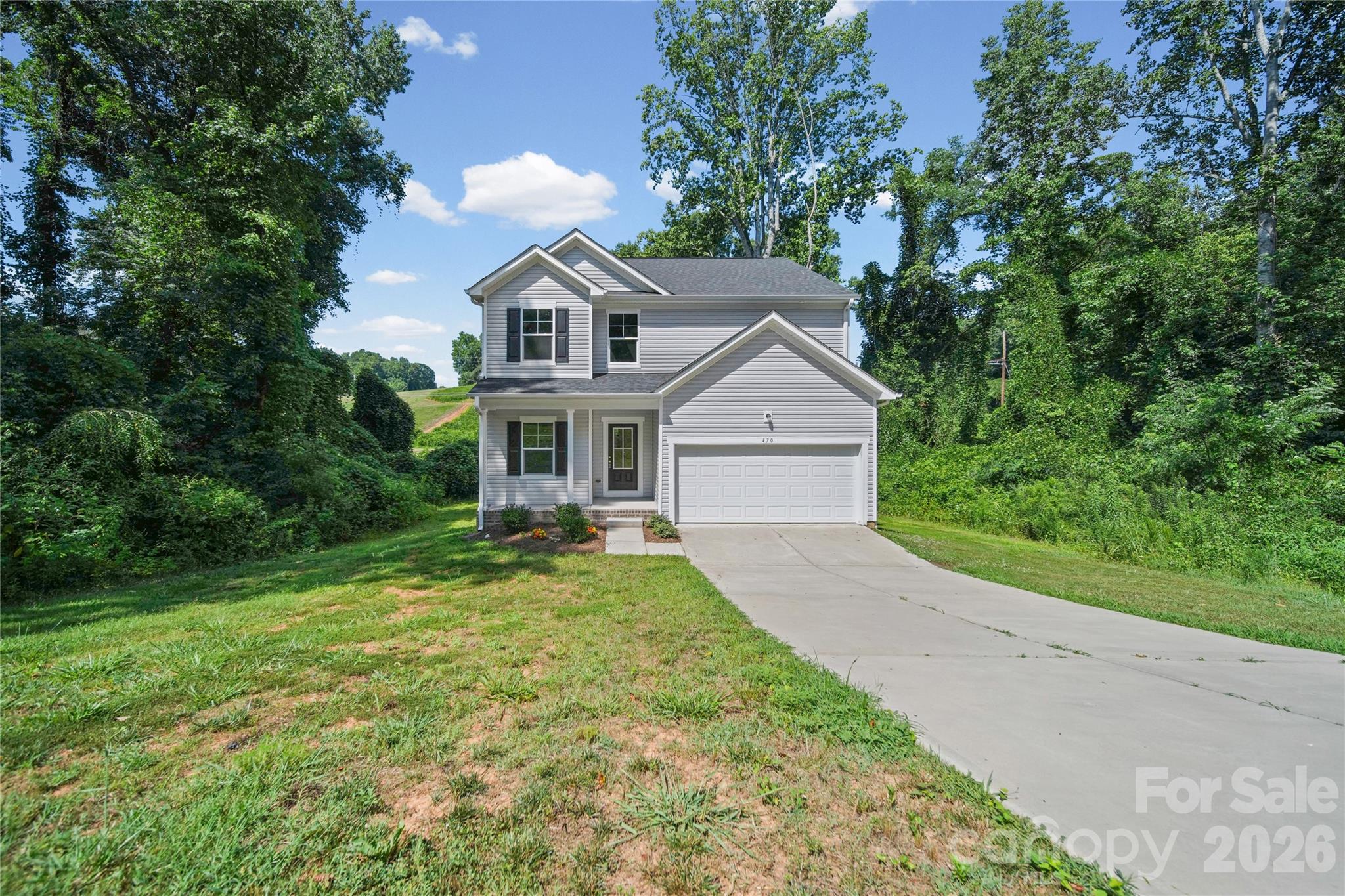 Photo 1 of 28 — 470 Woodberry Drive, Mooresville, NC 28115
