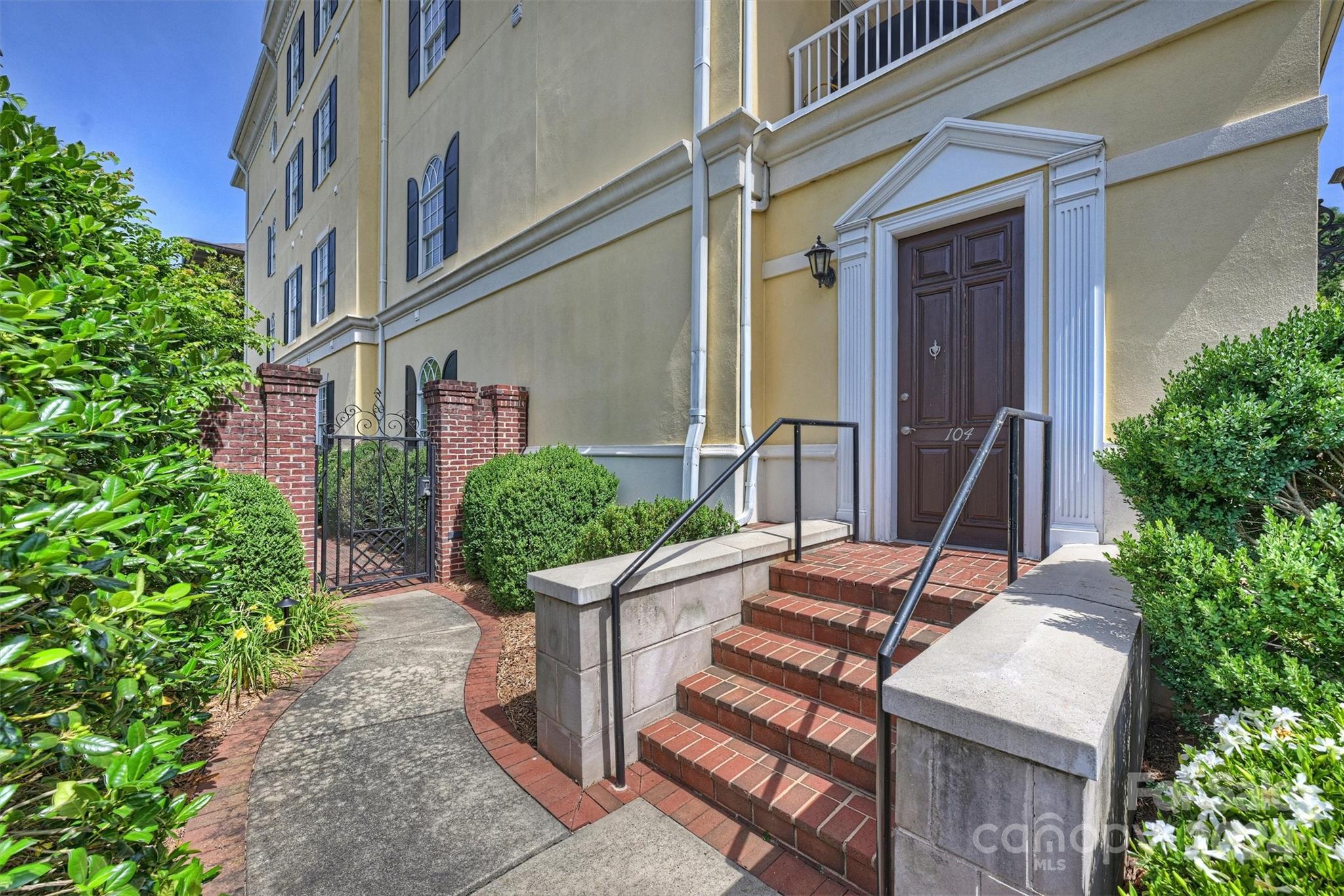 Myers Park - Residential