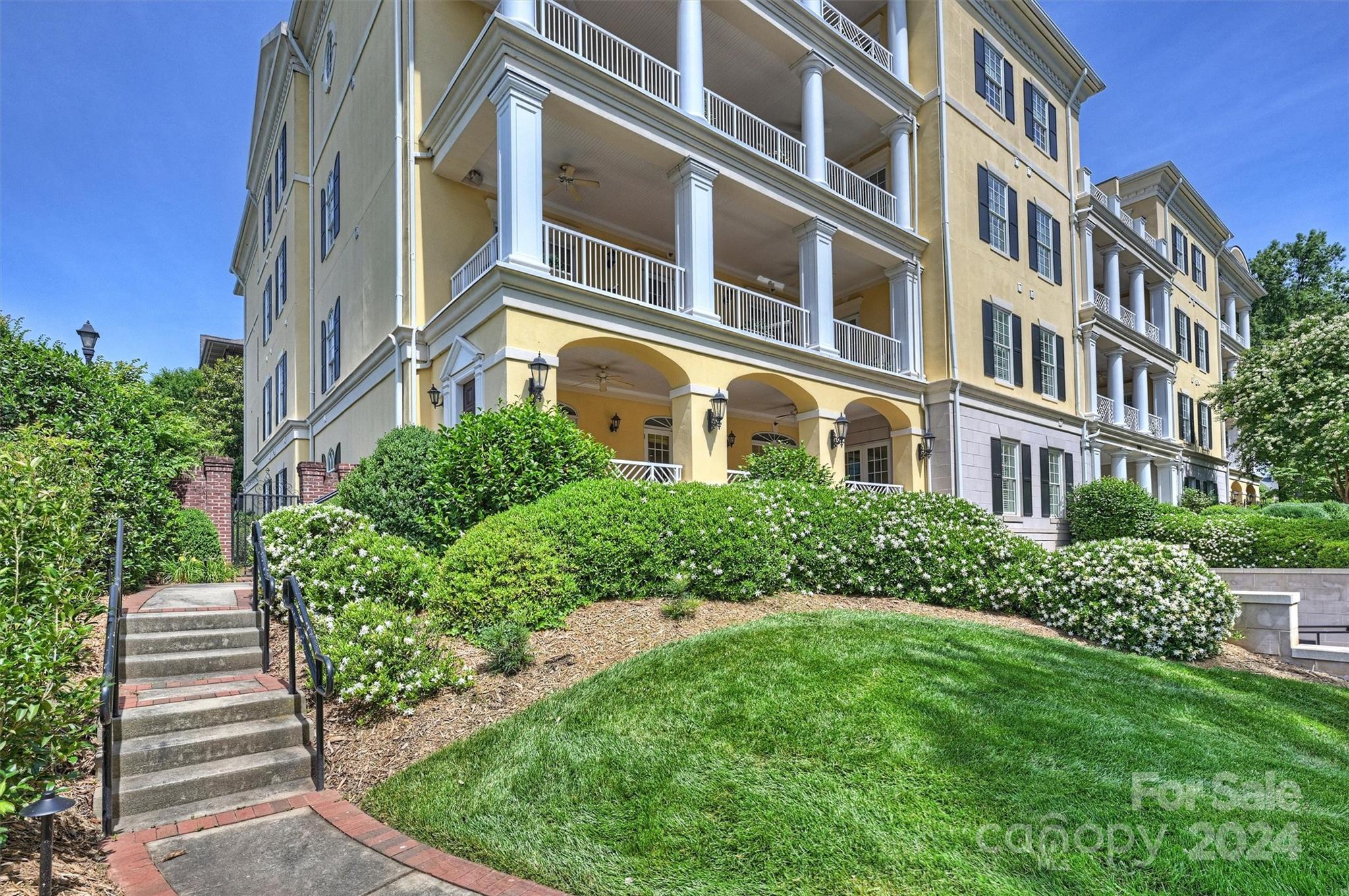 Myers Park - Residential