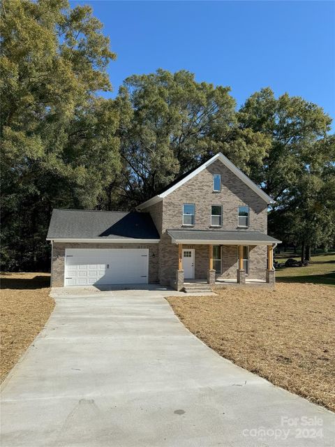 A home in Oakboro