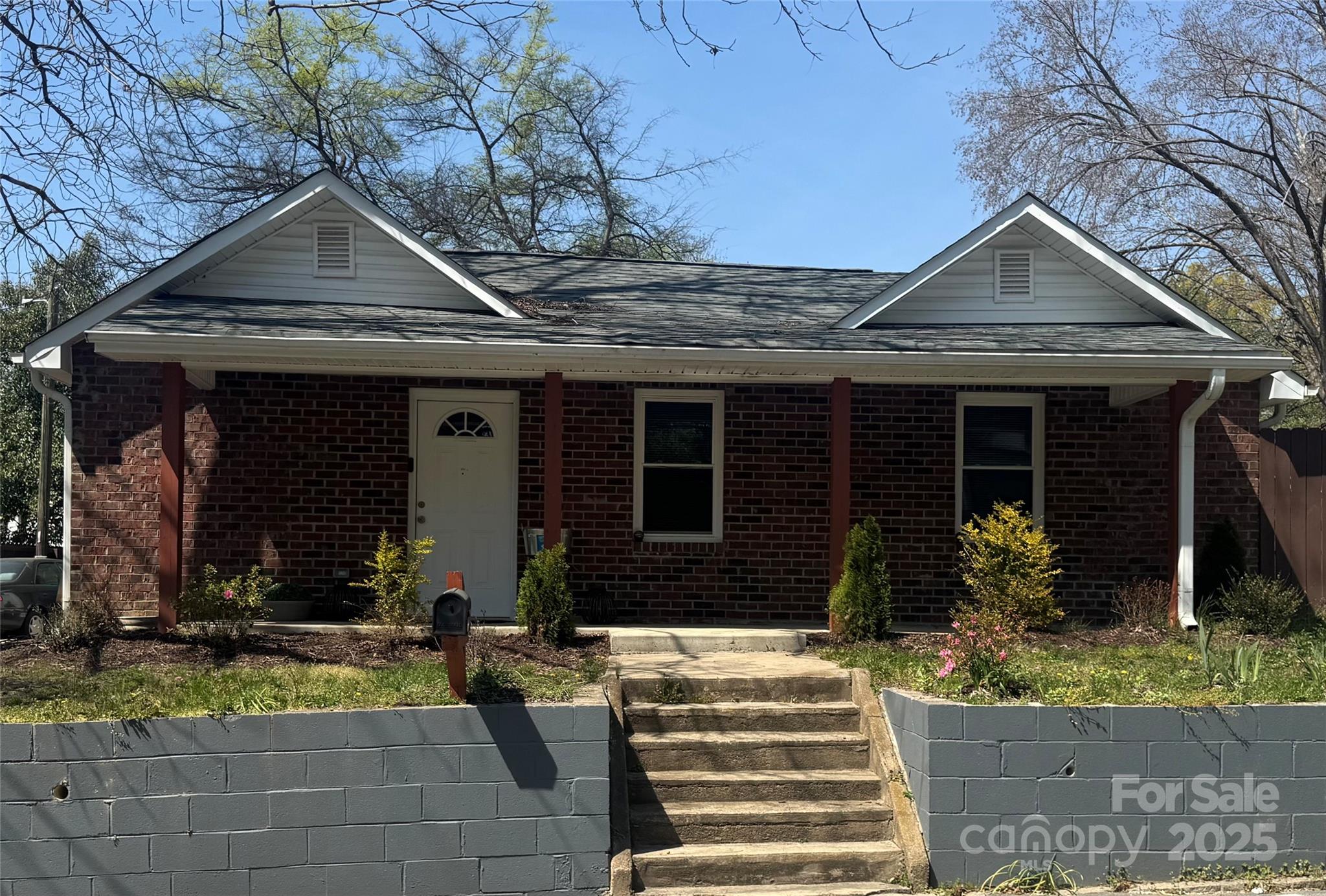 110 Buffalo Avenue NW