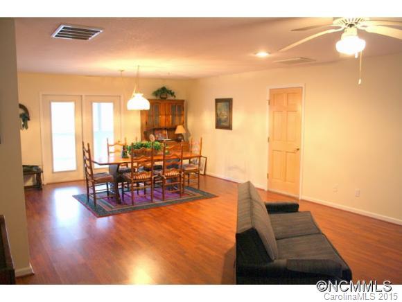 Wolf Laurel - Residential