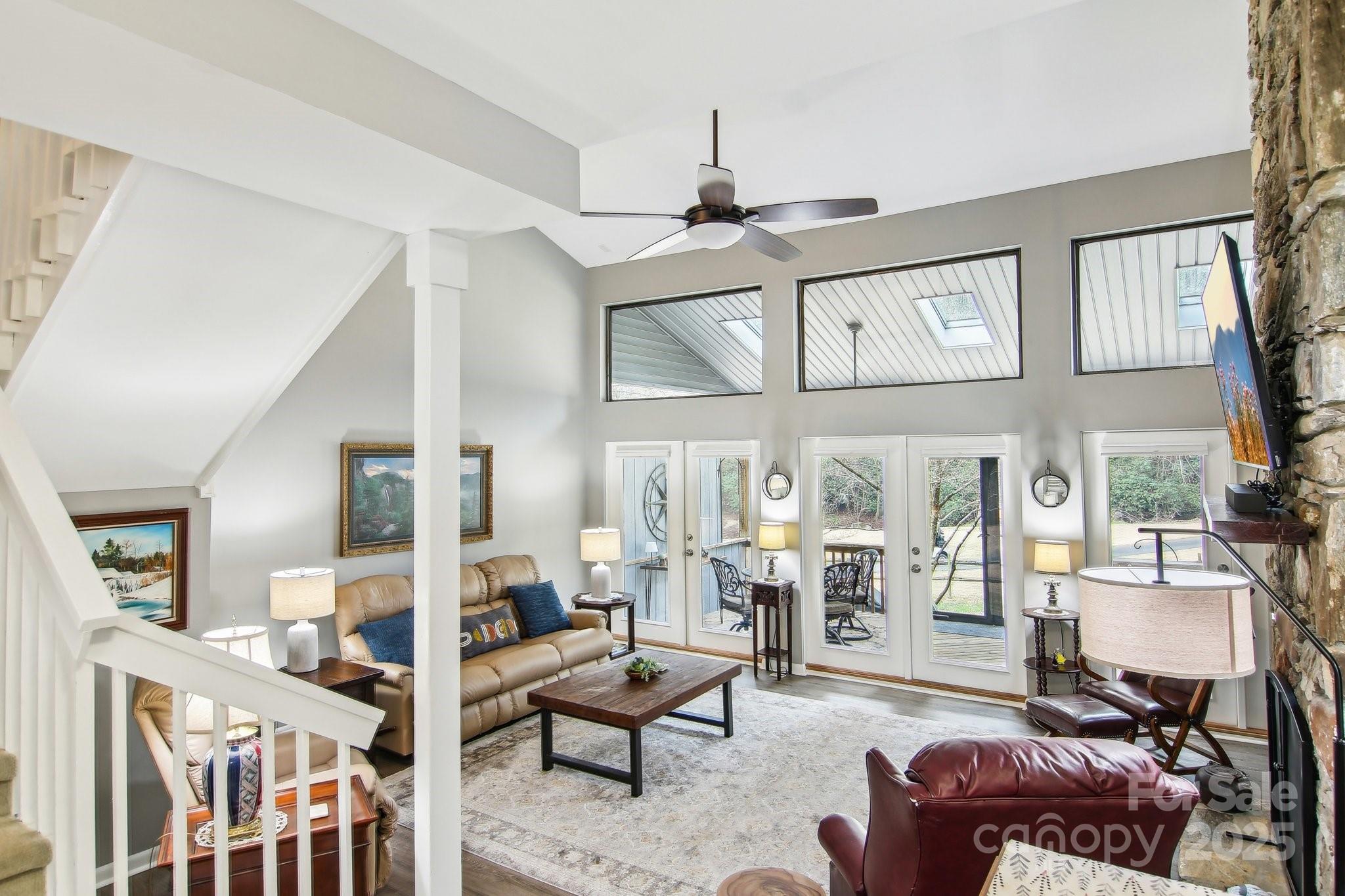 441 Mountains Boulevard D-103