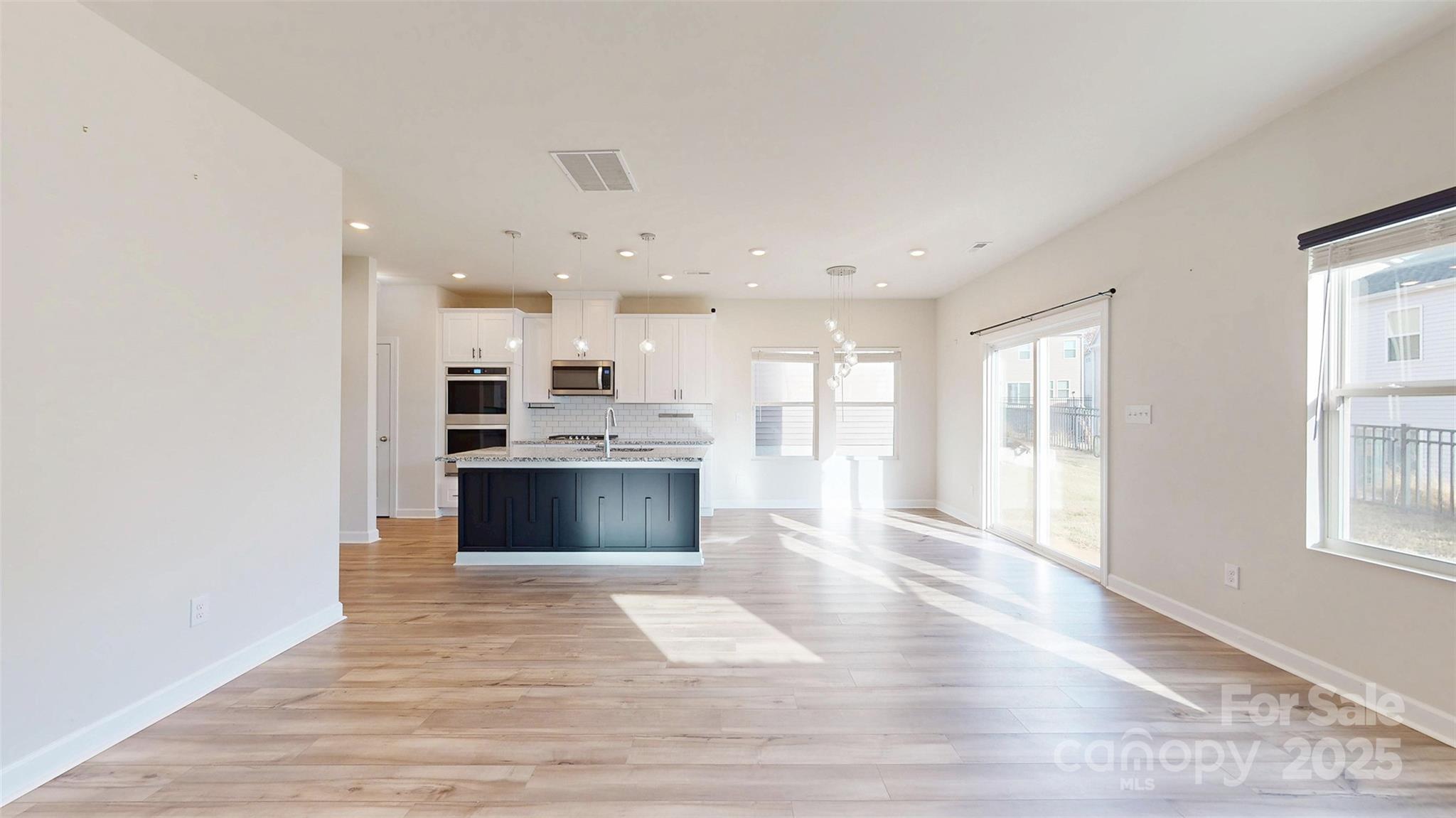 Anniston Chase - Residential