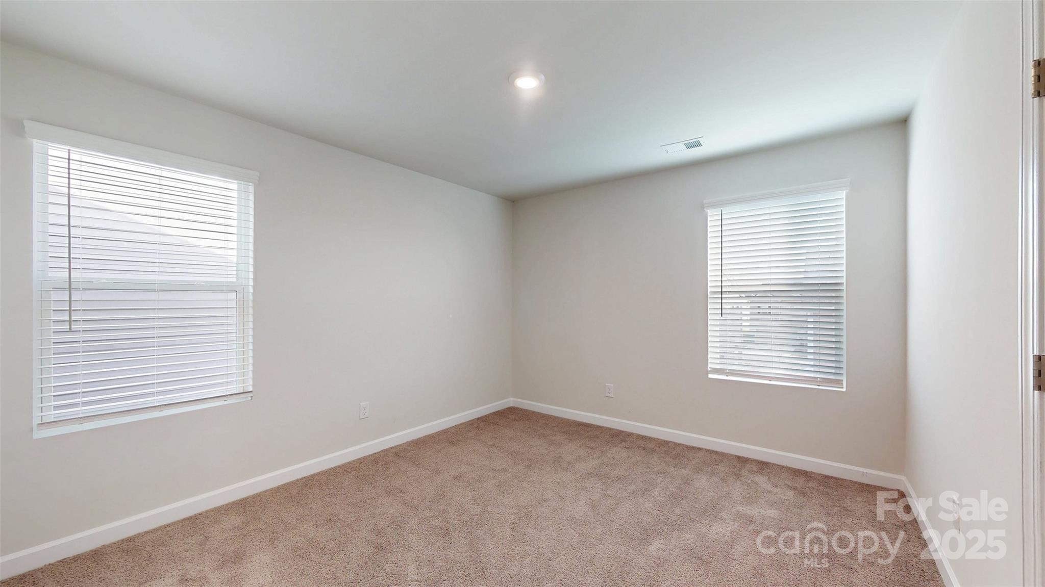 Anniston Chase - Residential