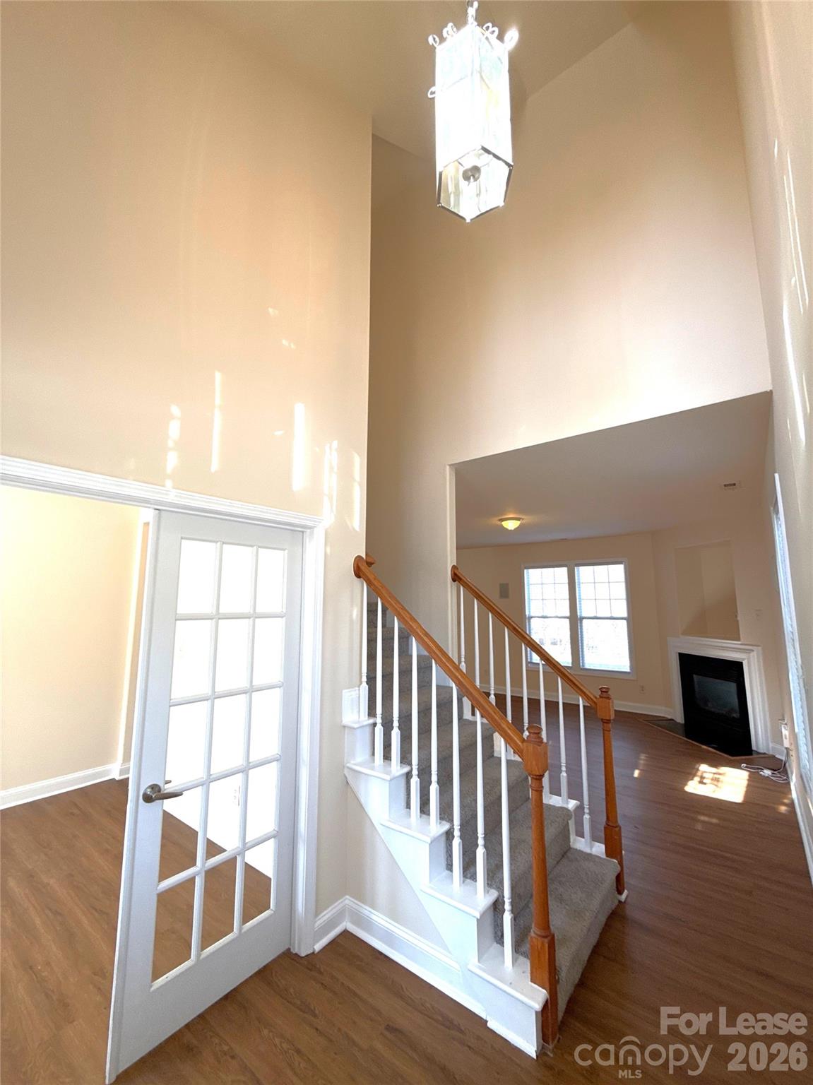 10082 Paisley Drive NW