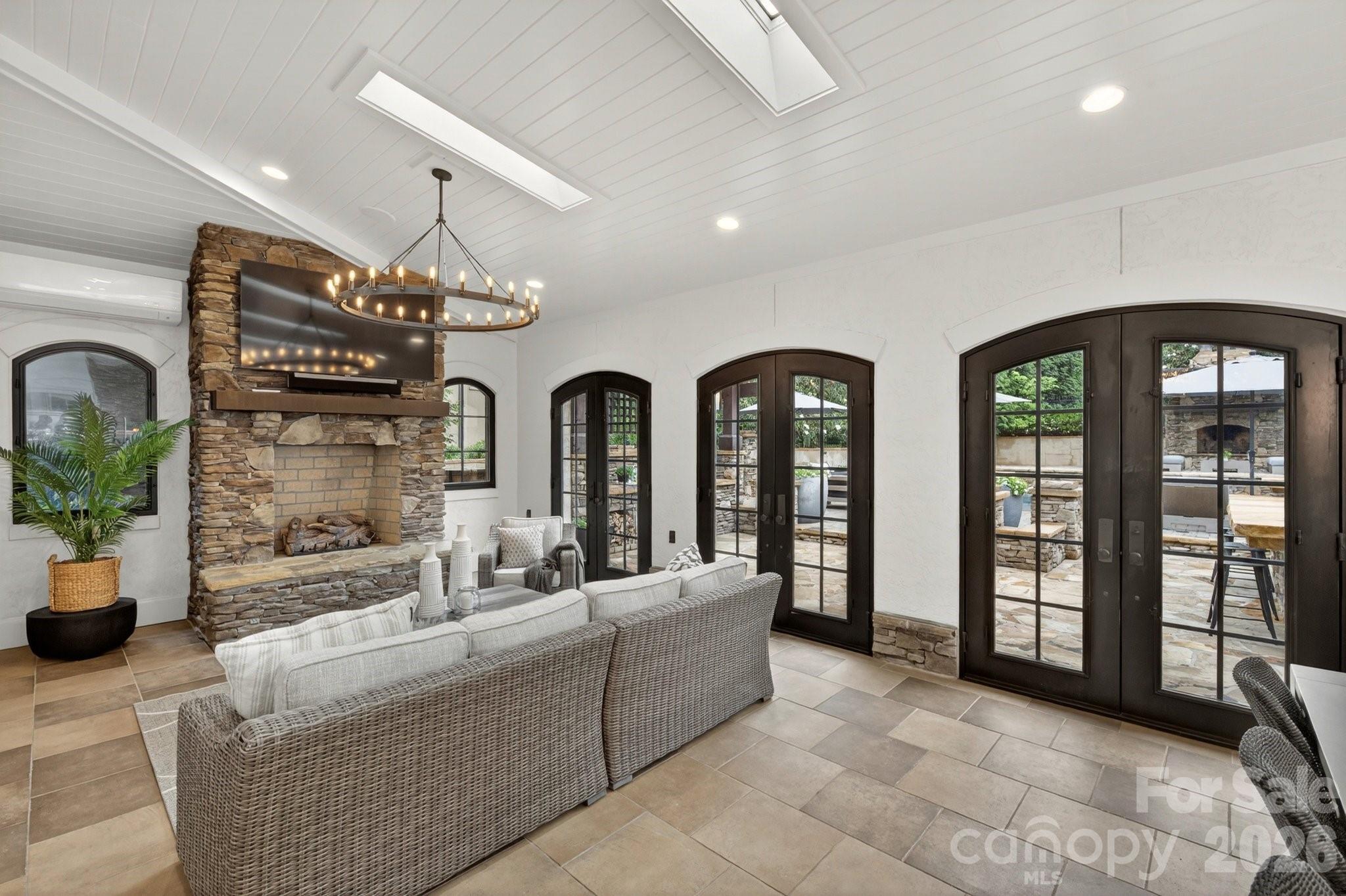 Skyecroft - Residential