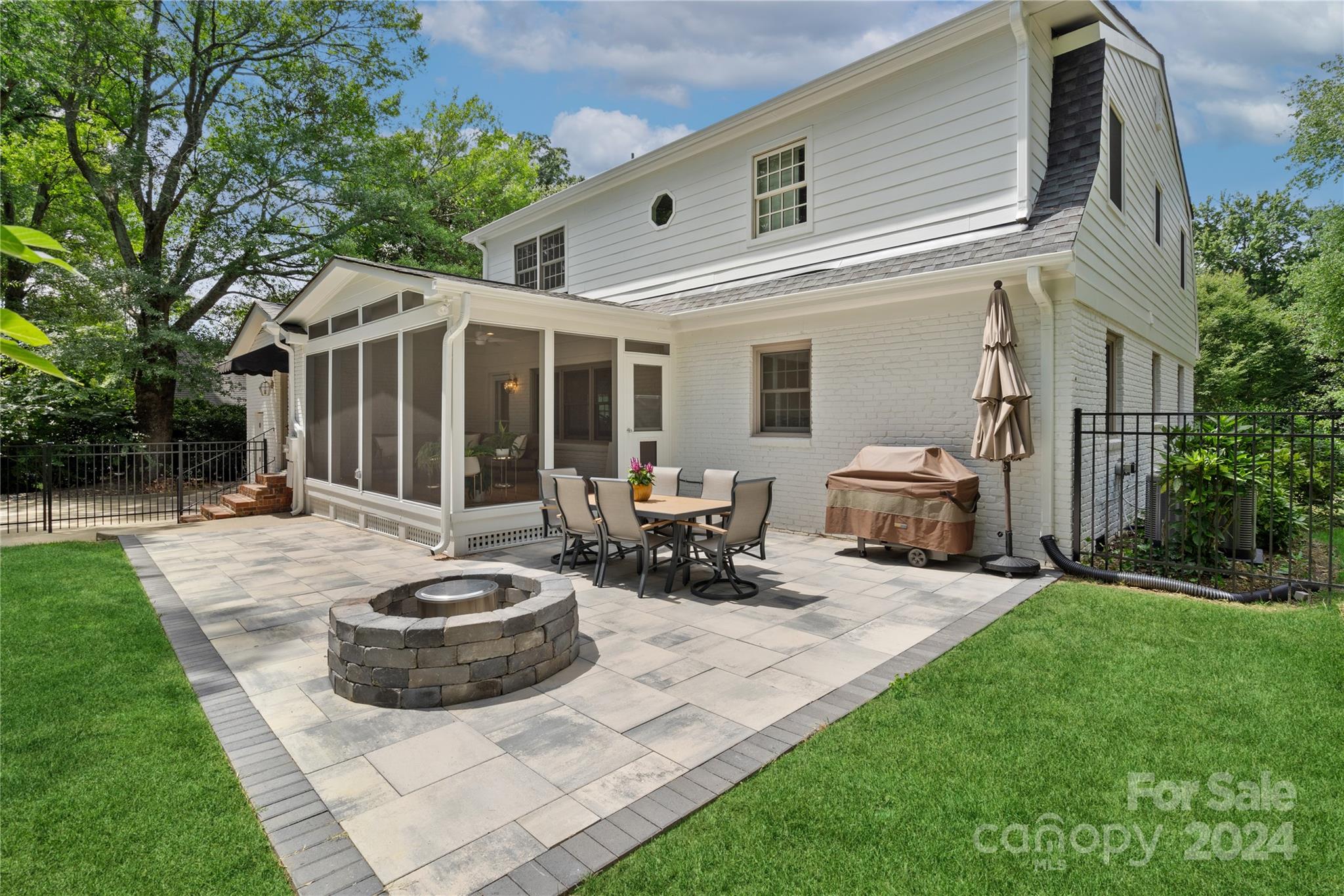 Barclay Downs - Residential