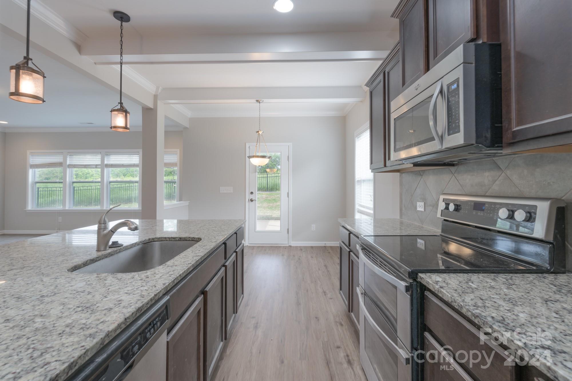 Lake Ridge - Residential