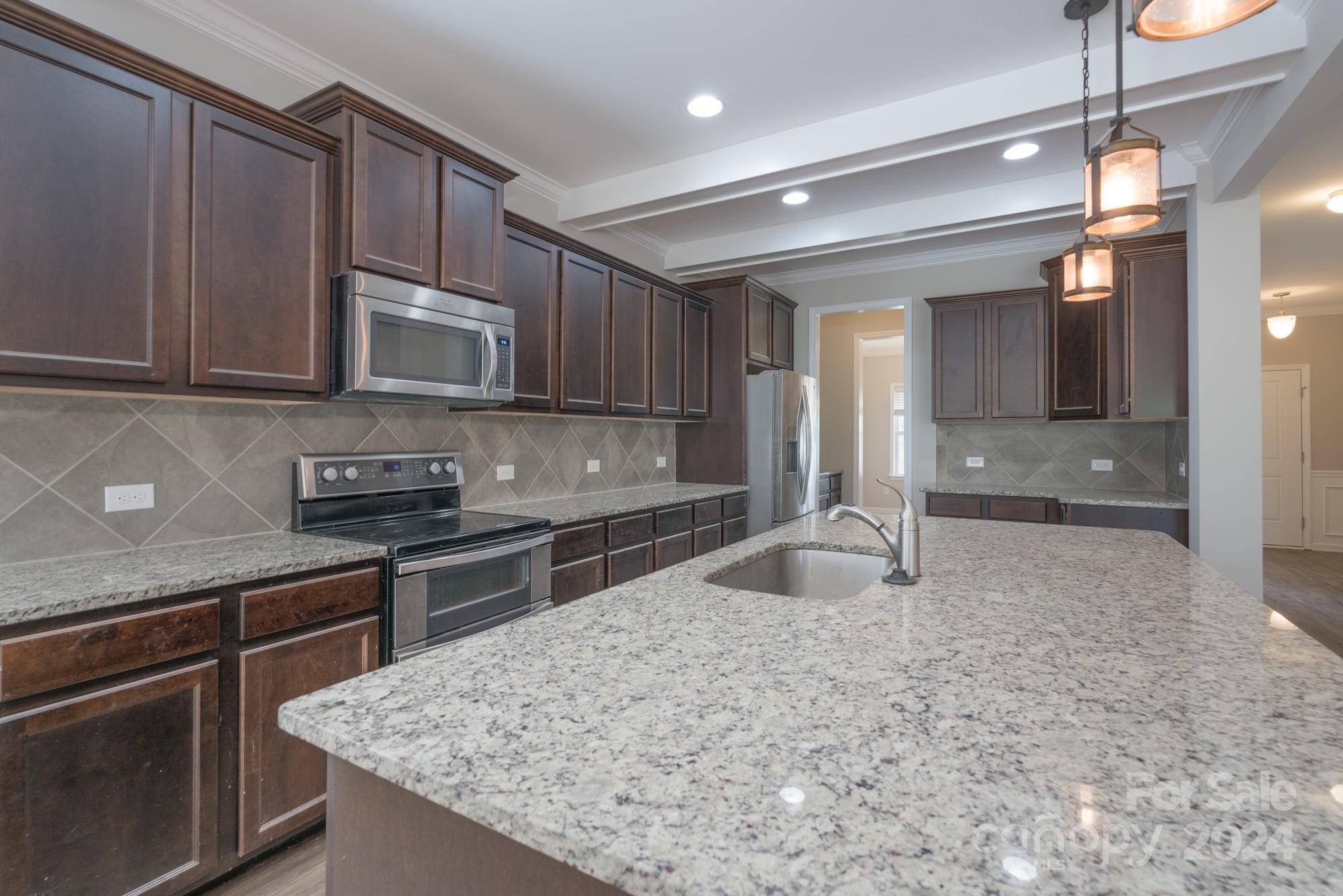 Lake Ridge - Residential