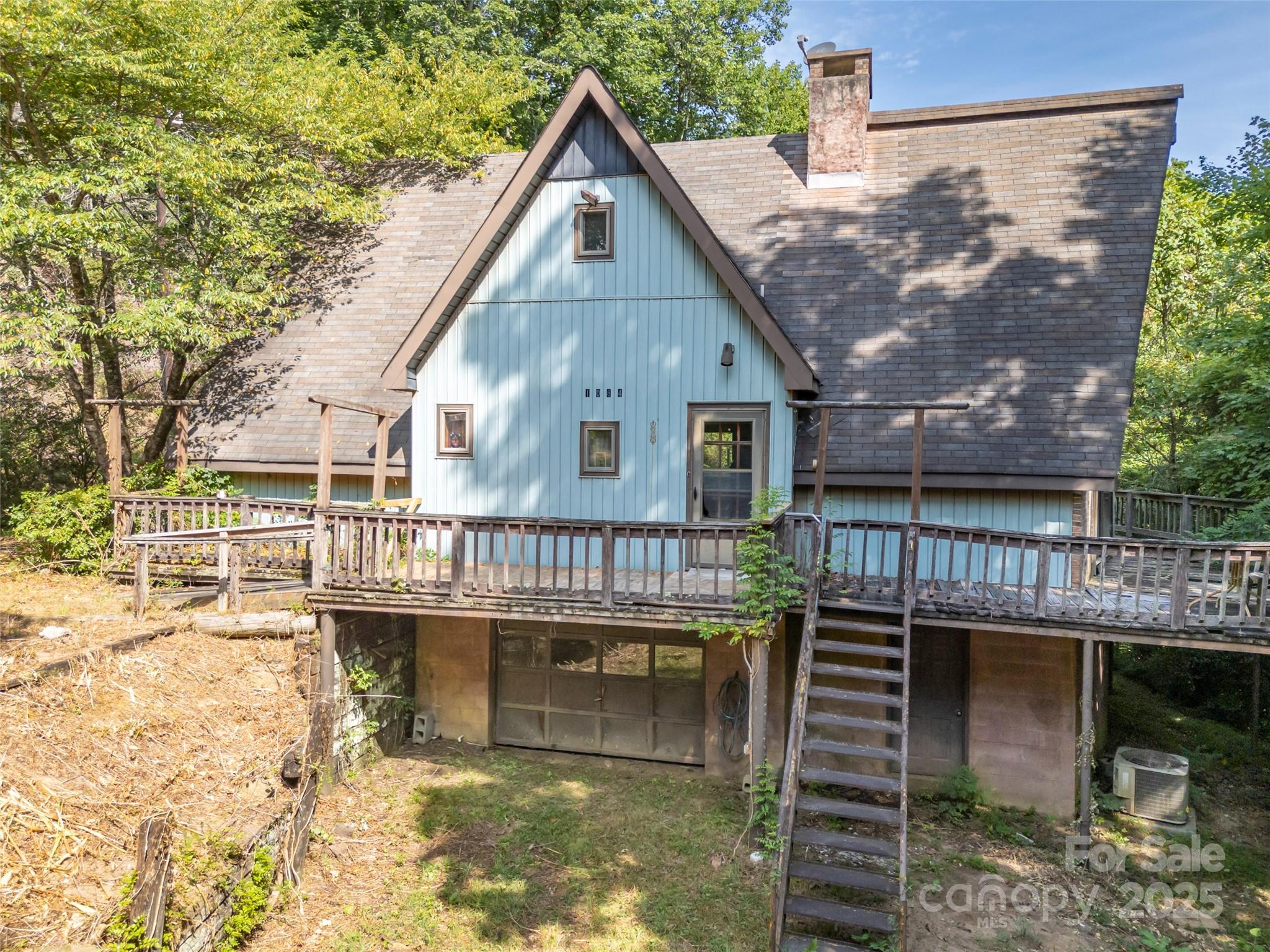 1084 Old Howard Gap Road