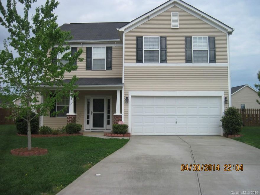 Move in ready! Don't delay-this is a great home! Upgrades: lighting, 42" cabinets, neutral carpet w/upgraded padding, corian counters, sink, atrium doors to backyard. Large MBR with double sink vanity, separate shower, walk-in closets. Loft with closet storage. Fenced backyard, pergala, gas stove. Must see to appreciate!