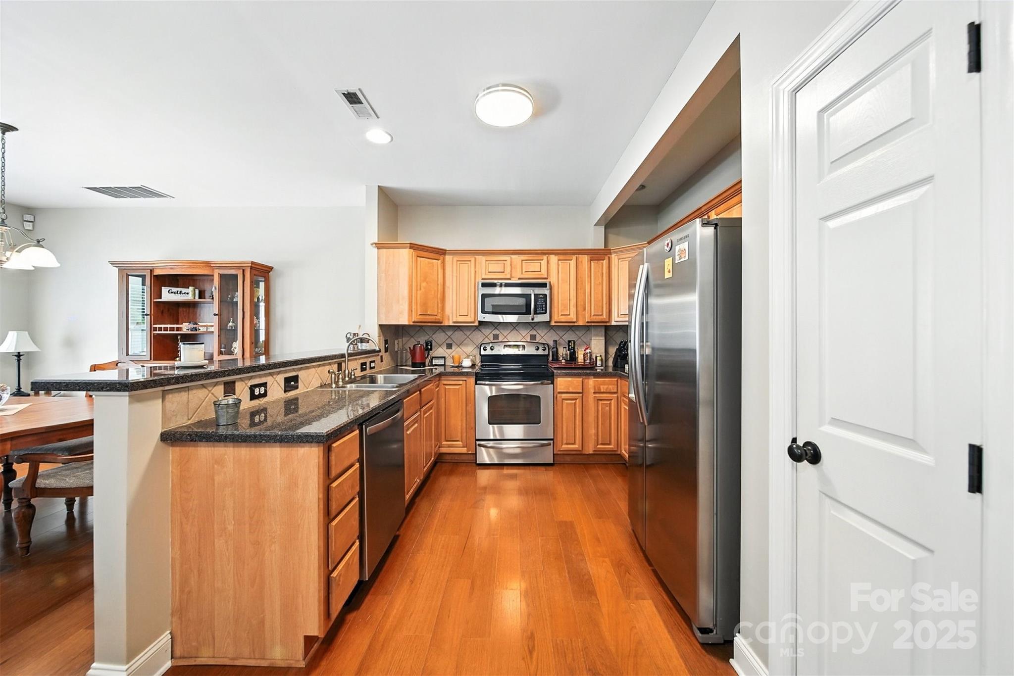 Braxton Gate Townhomes - Residential