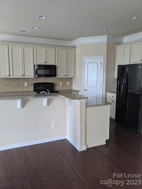 Christenbury Walk - Residential Lease