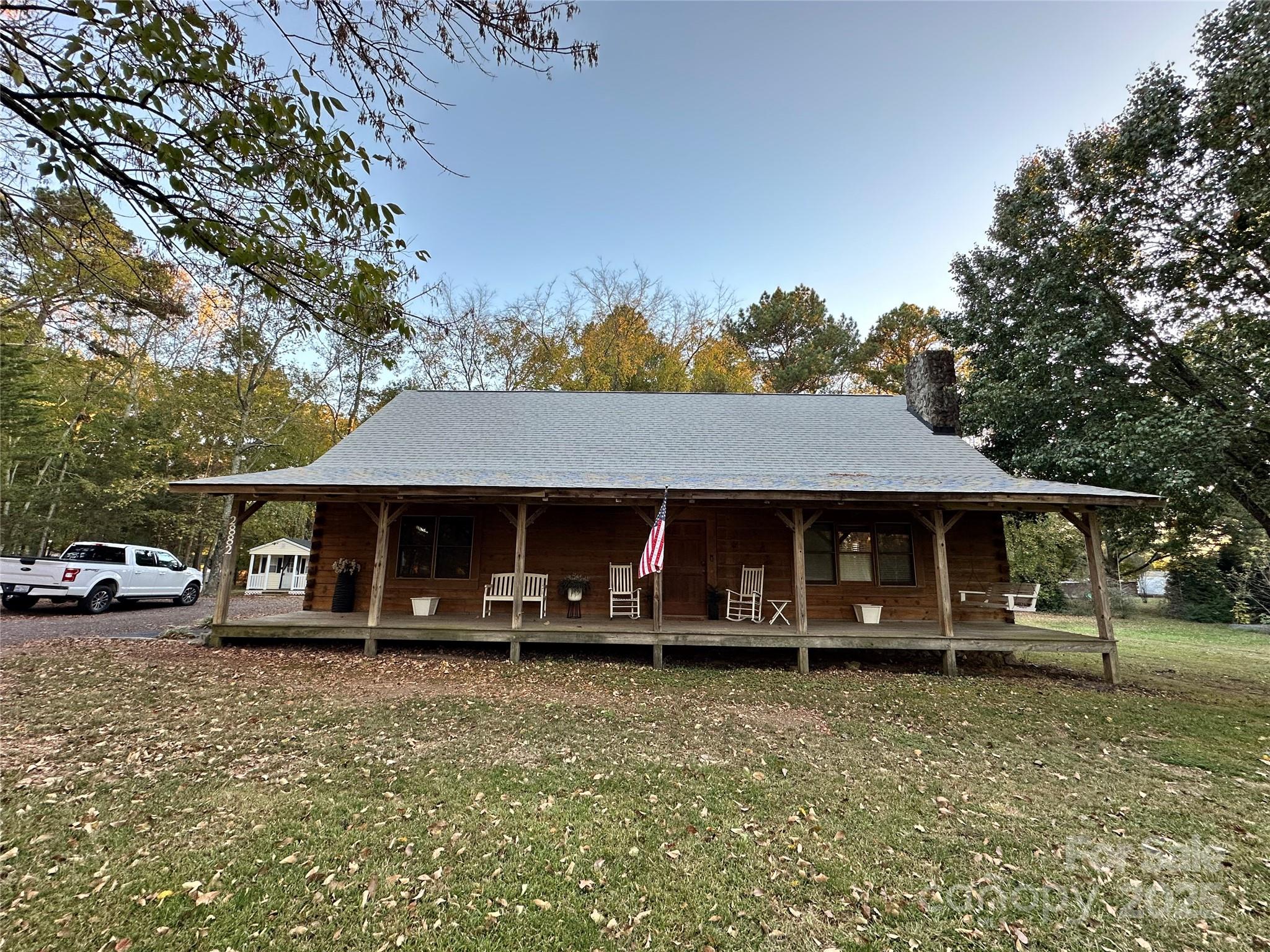 2882 Centergrove Road