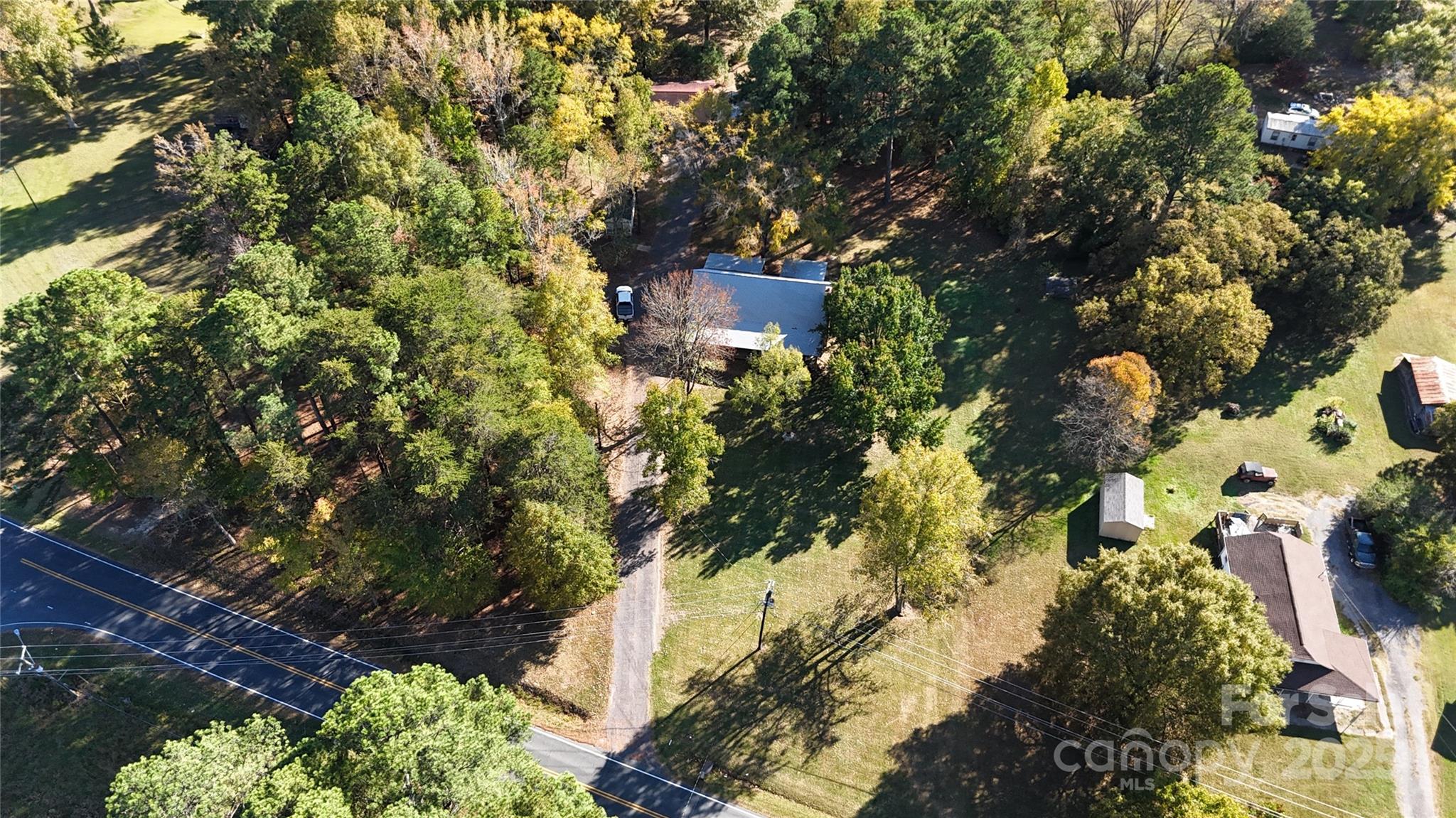 2882 Centergrove Road