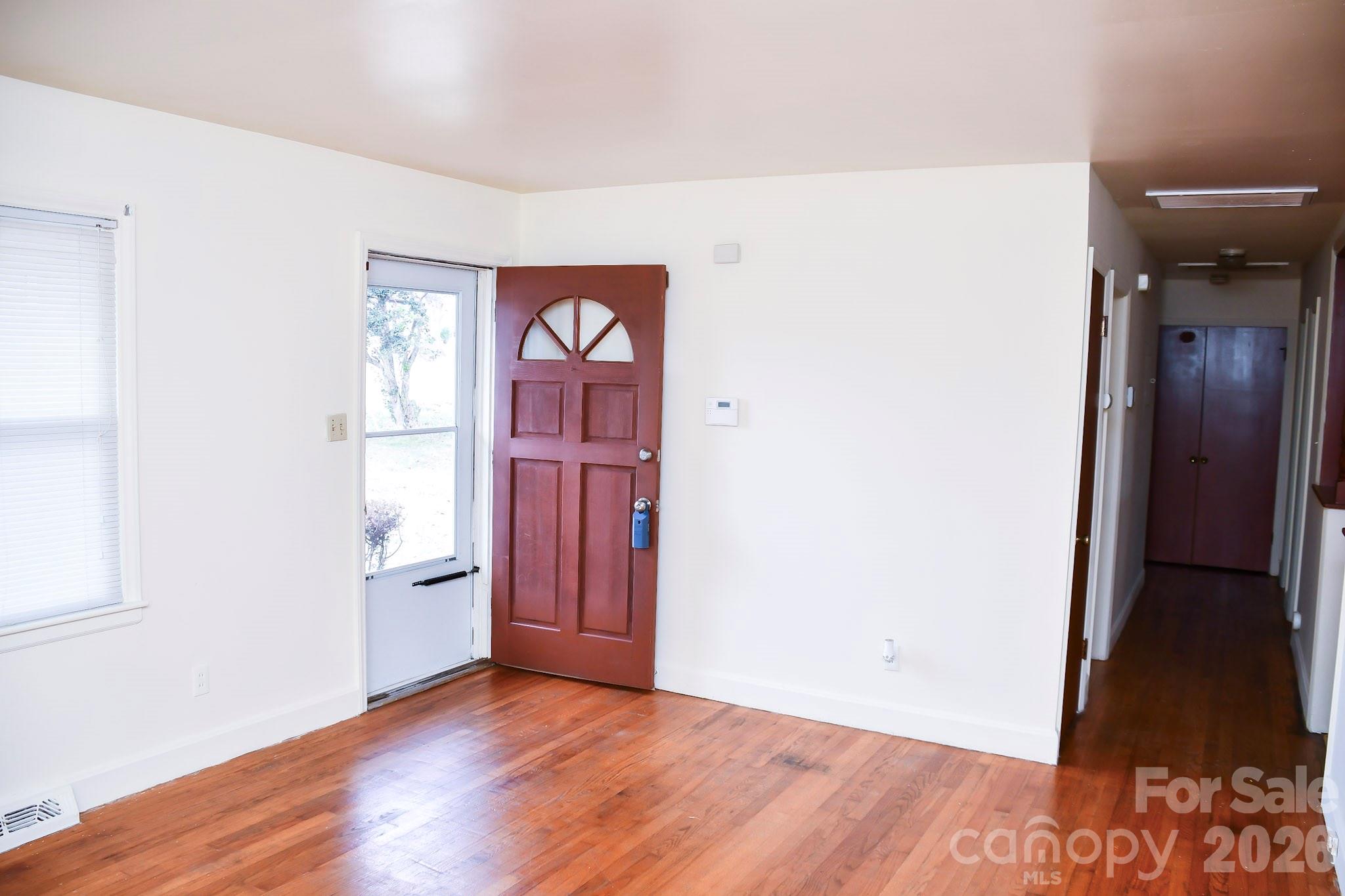 1121 Grovewood Drive