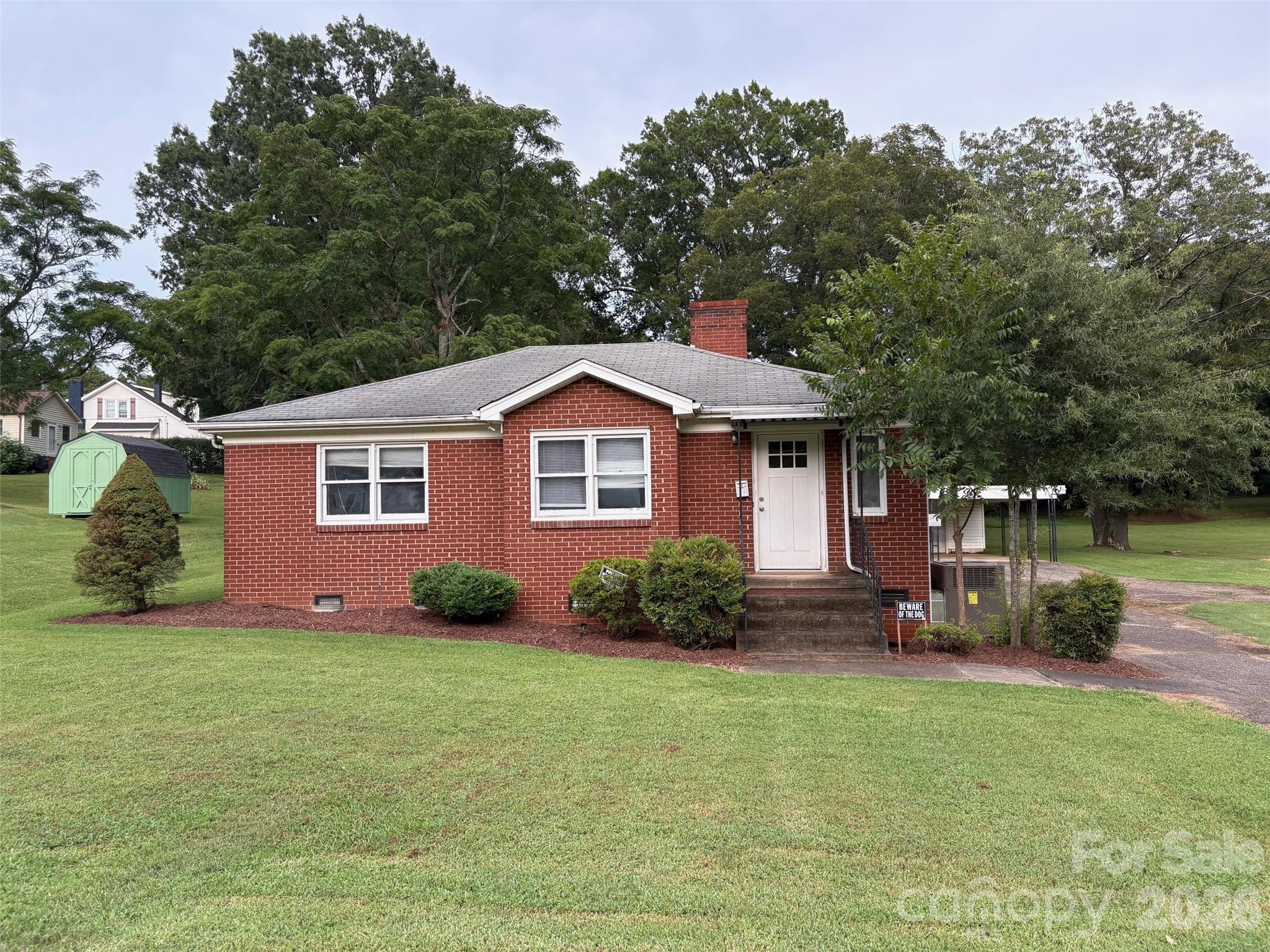 316 E Statesville Avenue