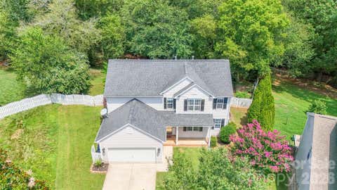 Photo of 13316 Emerald Branch Lane, Charlotte, NC 28273 (MLS # 4409494)