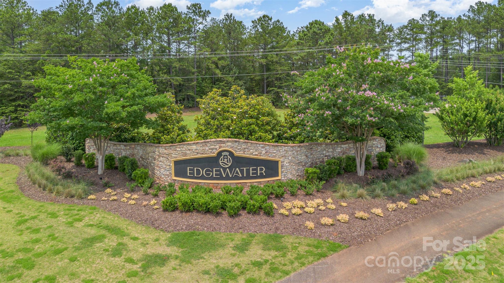 10336 Lakeshore Drive