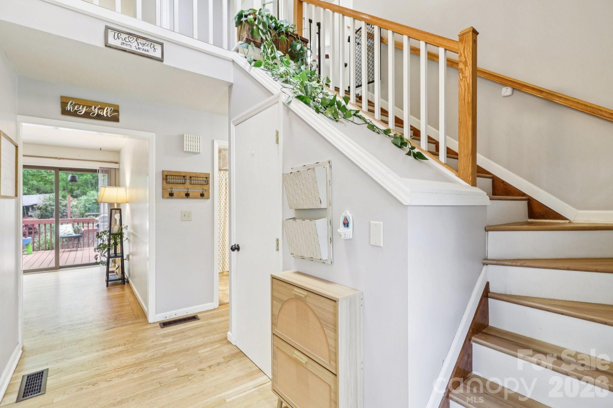 5483 Valley Run Street