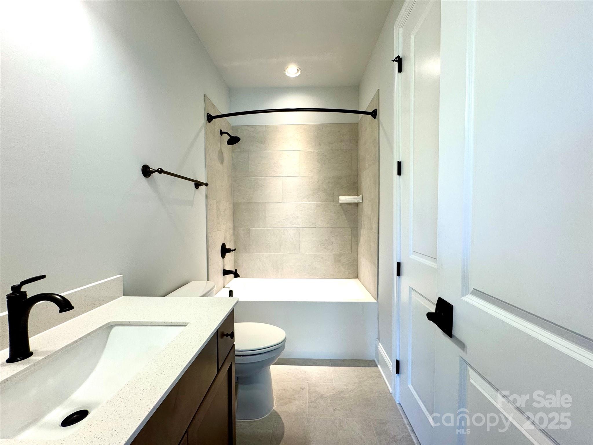 Saddlehorn - Residential