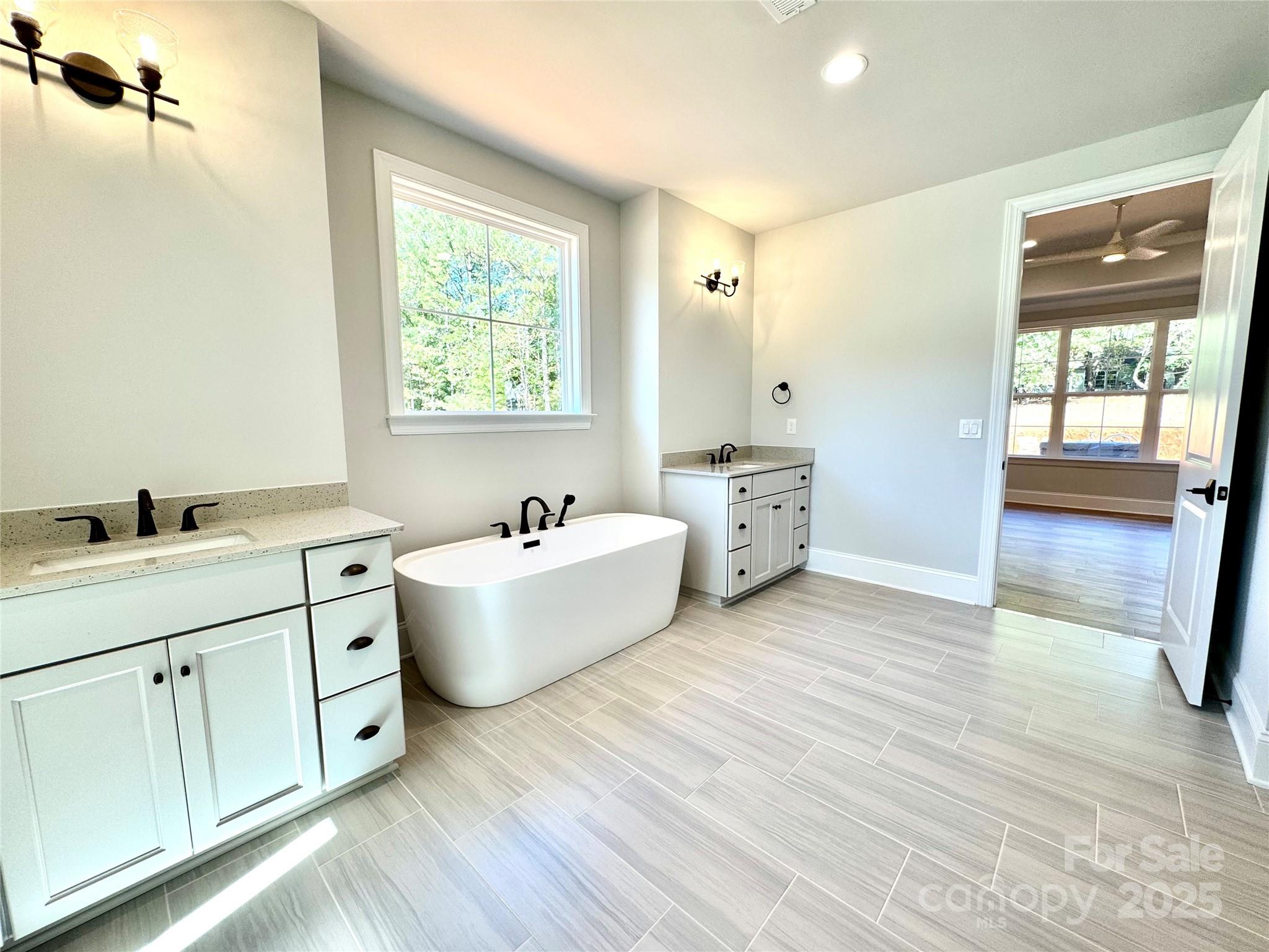 Saddlehorn - Residential