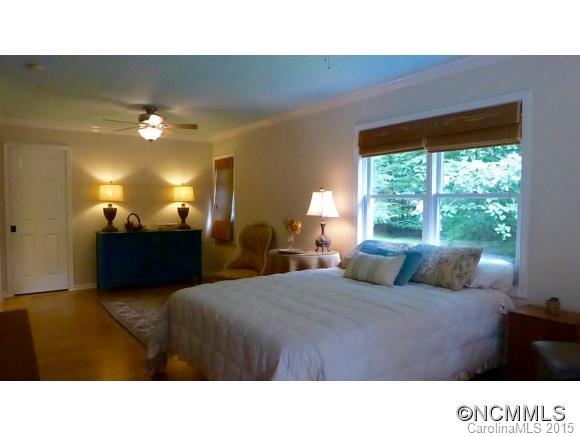 Flat Rock Lakes - Residential